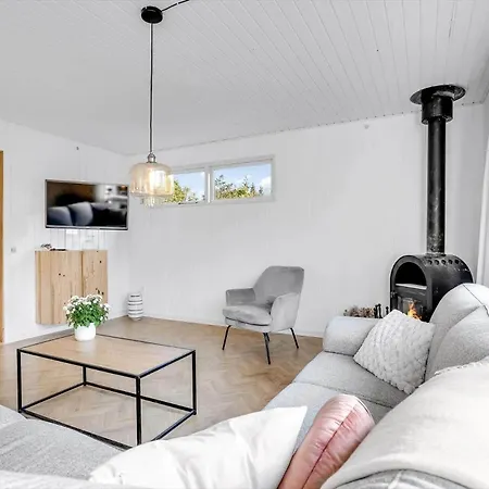 M336-vaeggerlose-skovvikkevej-3 * Bøtø By